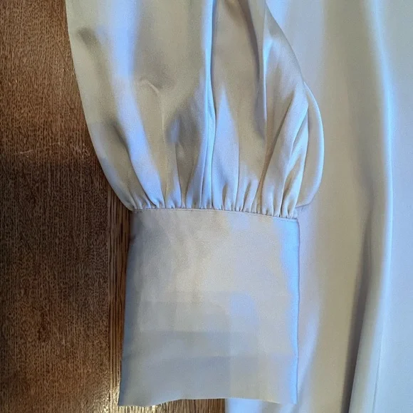 H&M Cream Satin Dress - Picture 3 of 9